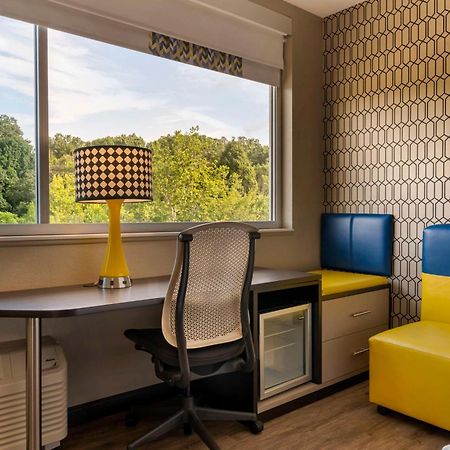 Glo Hotel Asheville-Blue Ridge Parkway Exterior foto