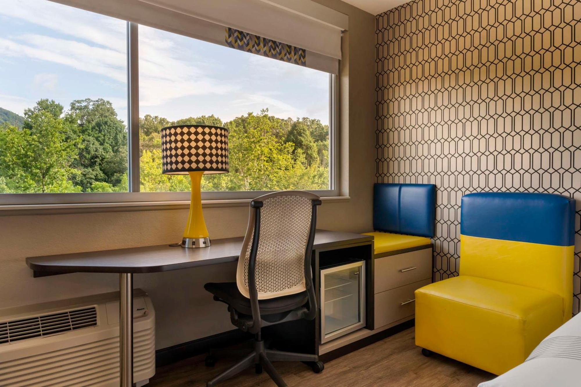 Glo Hotel Asheville-Blue Ridge Parkway Exterior foto