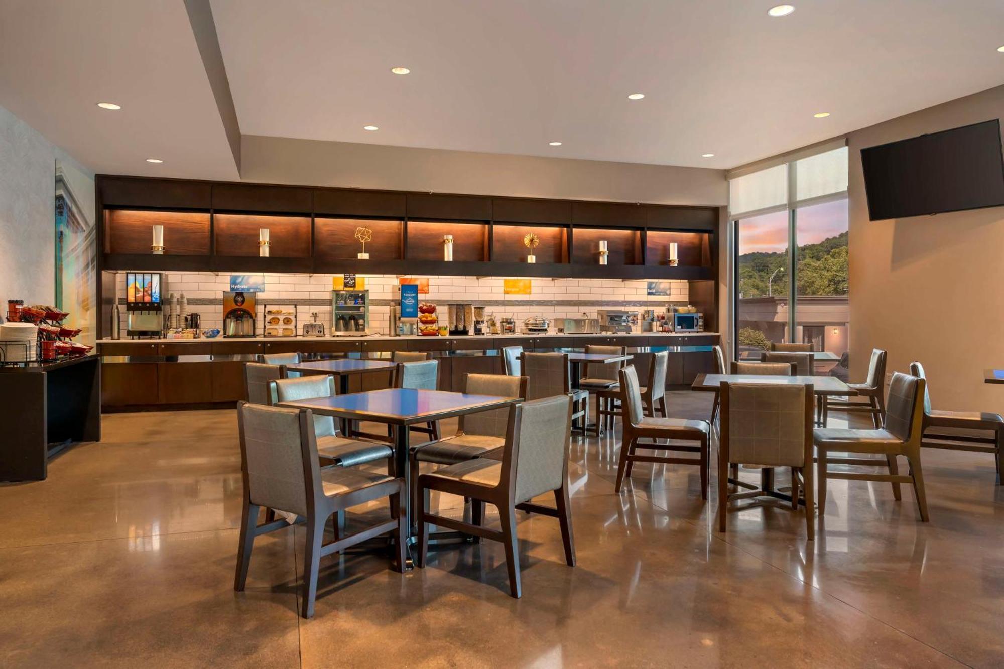 Glo Hotel Asheville-Blue Ridge Parkway Exterior foto