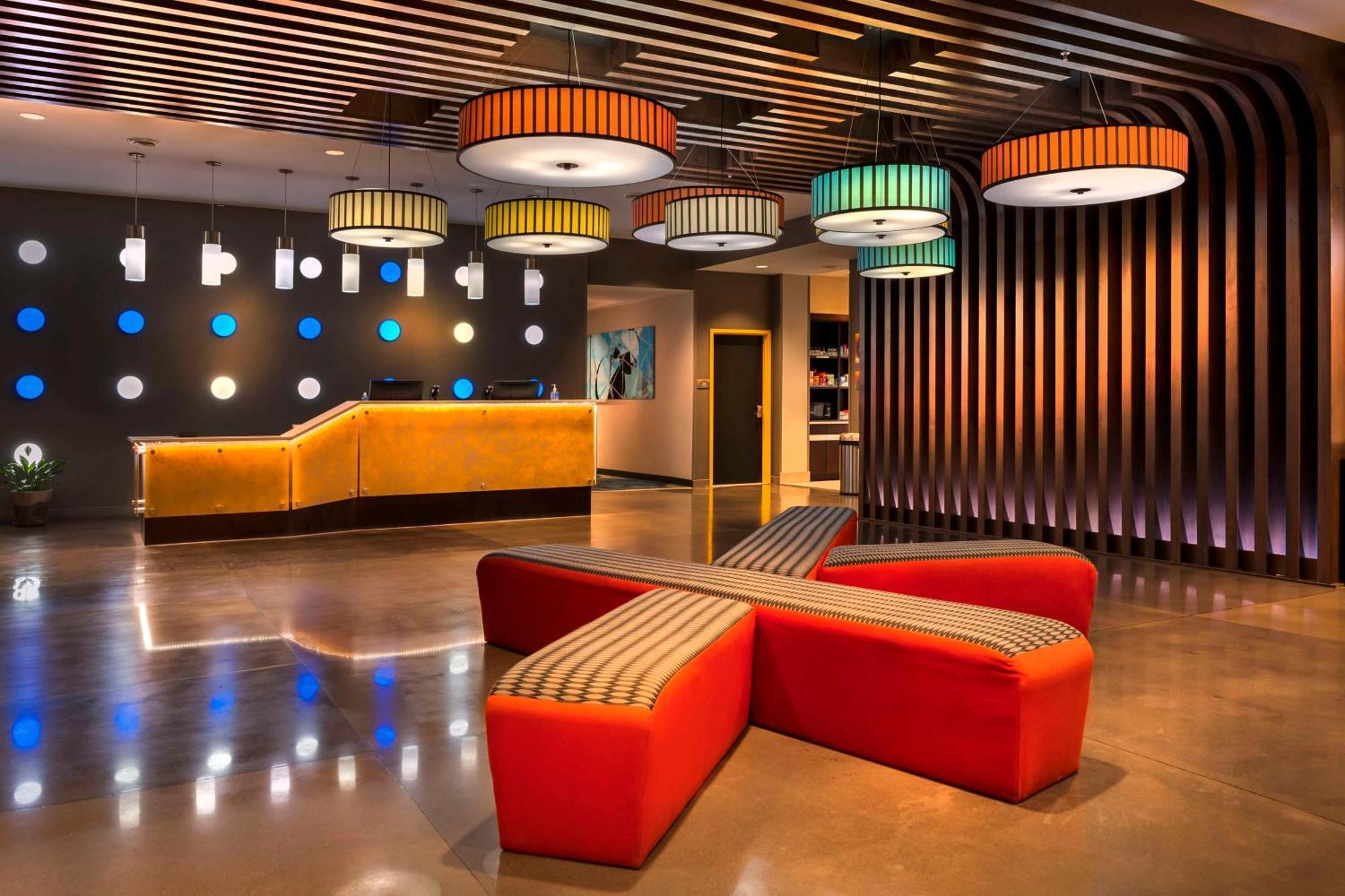 Glo Hotel Asheville-Blue Ridge Parkway Exterior foto